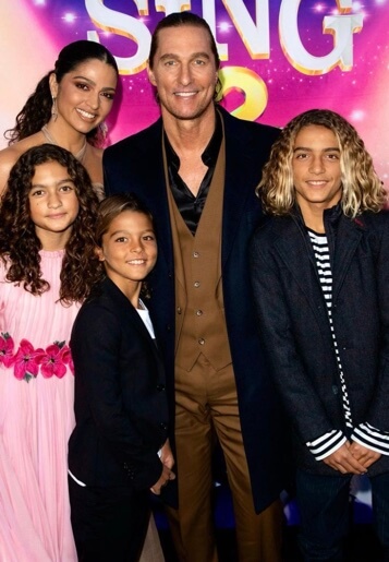 Family of Matthew McConaughey. 